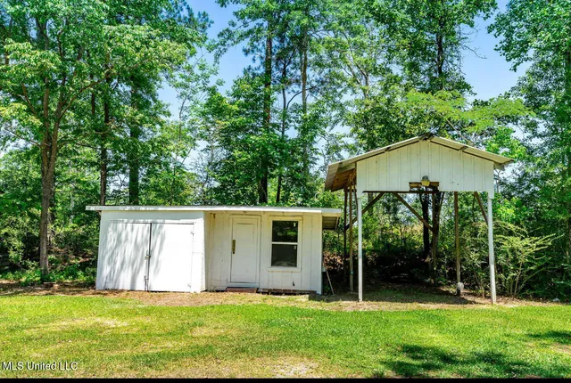 $225,000 | 522 Southgate Road, Hattiesburg, MS 39401