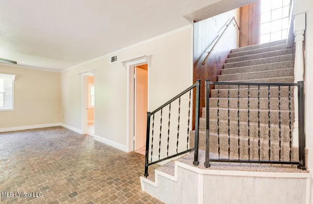 $225,000 | 522 Southgate Road, Hattiesburg, MS 39401