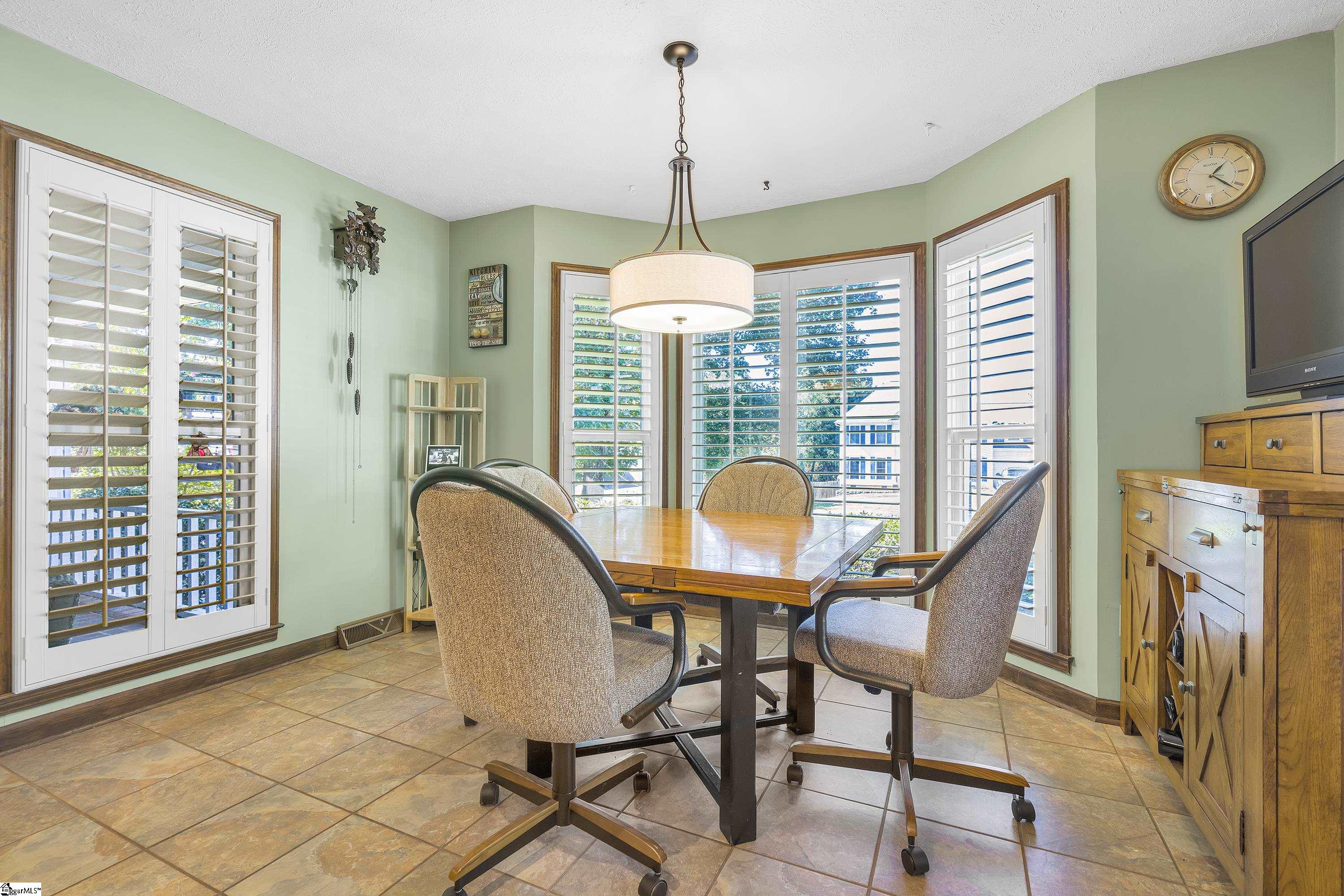 102 Ranger Court Simpsonville, SC 29680 - Photo 12 of 34 Gallery Image 12