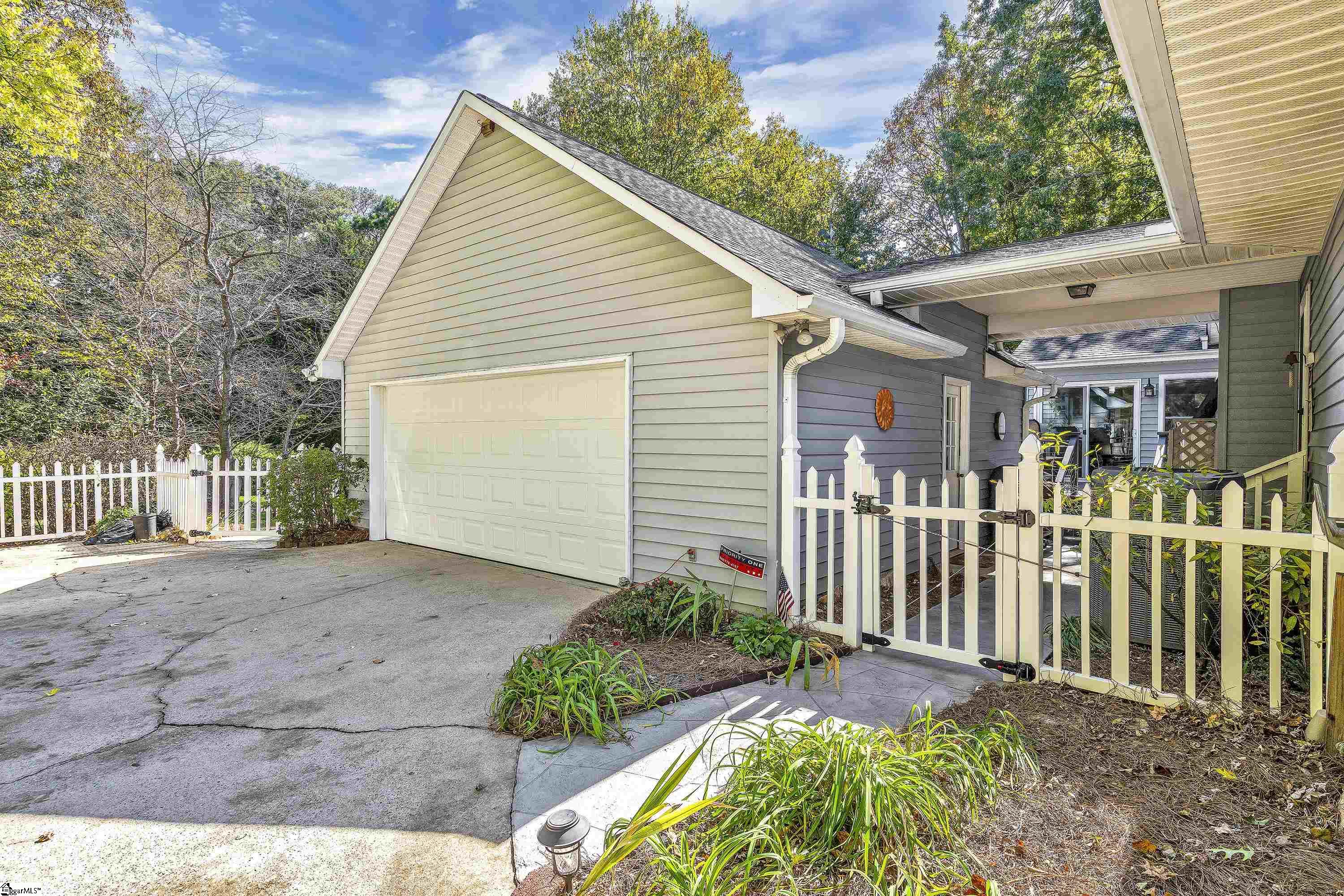 102 Ranger Court Simpsonville, SC 29680 - Photo 24 of 34 Gallery Image 24
