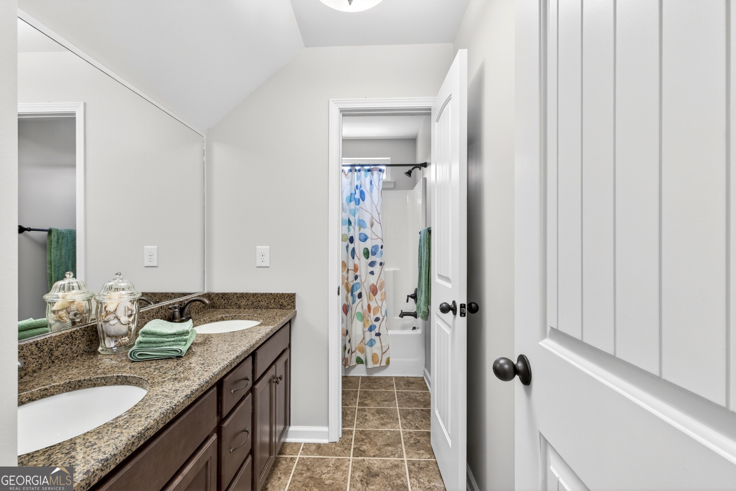 374 Austin Storey Circle Newnan, GA 30263 - Photo 35 of 58