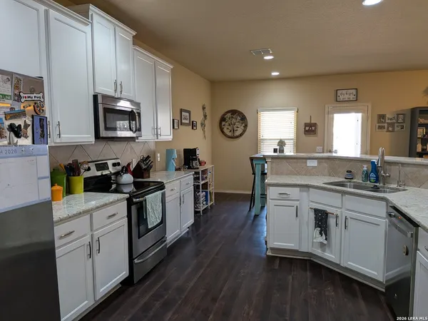 $1,800 | 10515 Royal Estate, San Antonio, TX 78245