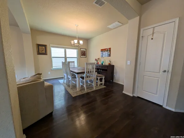 $1,800 | 10515 Royal Estate, San Antonio, TX 78245