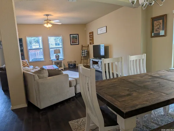 $1,800 | 10515 Royal Estate, San Antonio, TX 78245