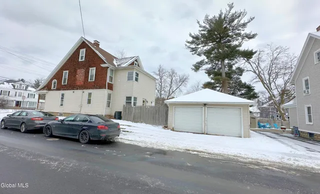 $260,000 | 2220-2222 Campbell Avenue, Schenectady, NY 12306