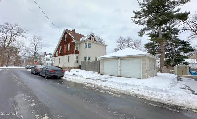 $260,000 | 2220-2222 Campbell Avenue, Schenectady, NY 12306