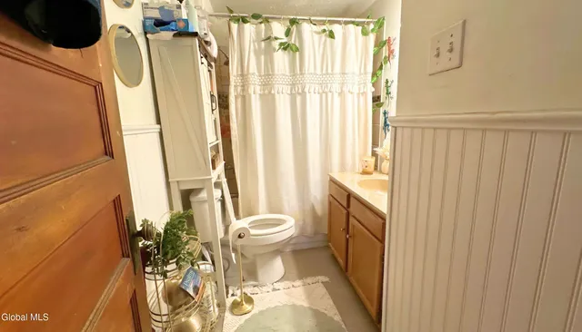 $260,000 | 2220-2222 Campbell Avenue, Schenectady, NY 12306