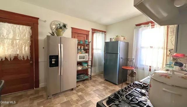 $260,000 | 2220-2222 Campbell Avenue, Schenectady, NY 12306