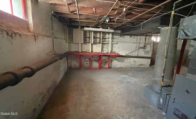 $260,000 | 2220-2222 Campbell Avenue, Schenectady, NY 12306