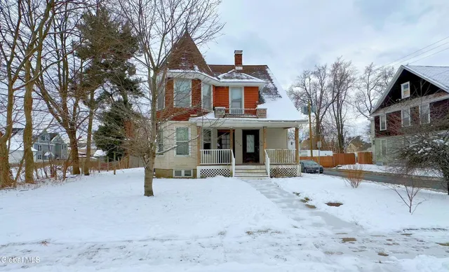 $260,000 | 2220-2222 Campbell Avenue, Schenectady, NY 12306