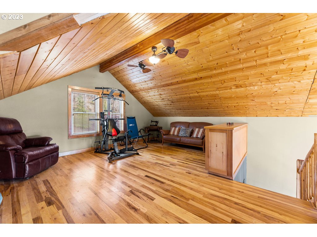 194 Star Road Kalama, WA 98625 - Photo 9 of 32 Gallery Image 9