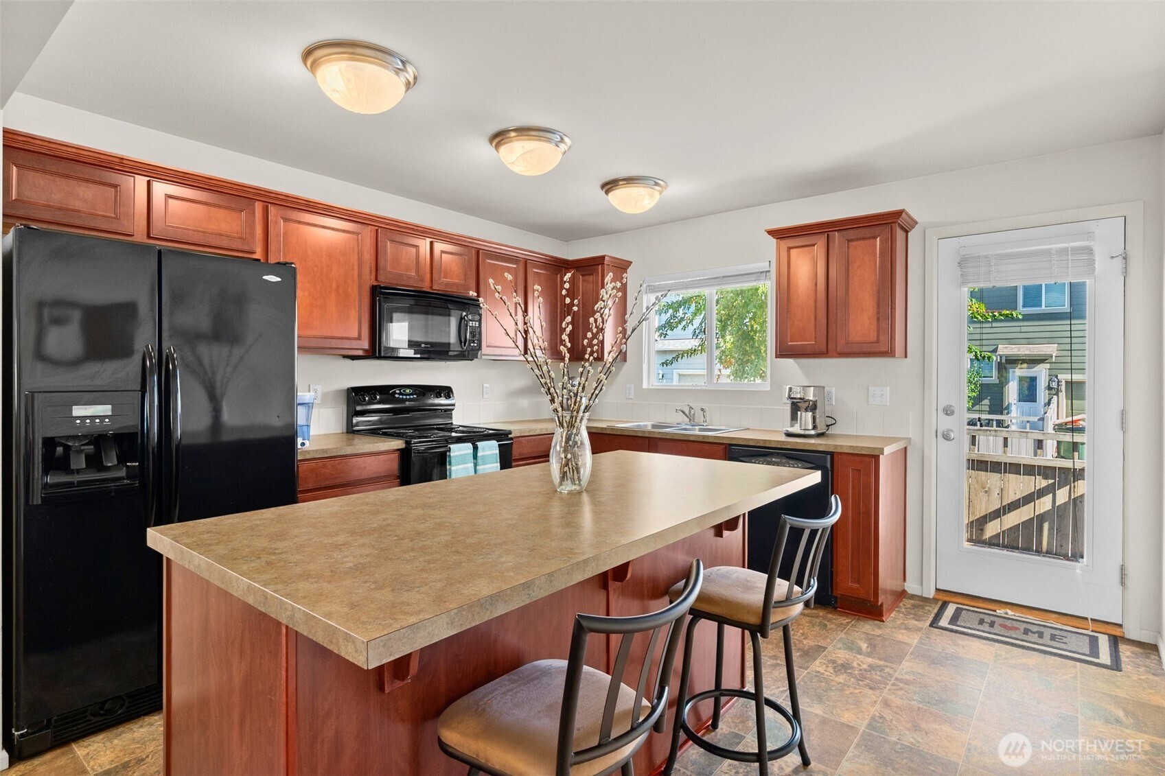 6620 Ruddell Road Southeast Lacey, WA 98513 - Photo 11 of 33 Gallery Image 11