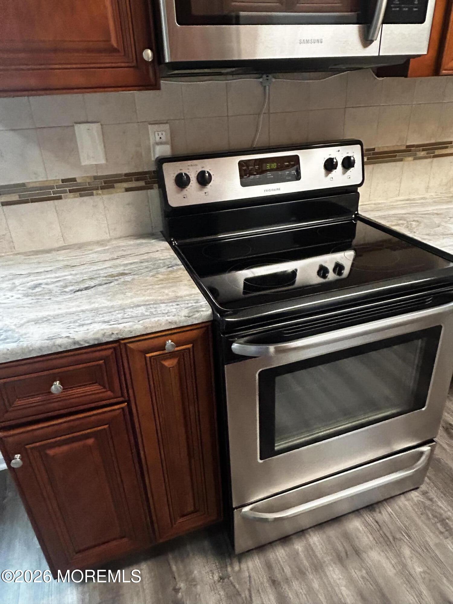 17 Country Lane Hamilton, NJ 08690 - Photo 10 of 16 IMG_9325