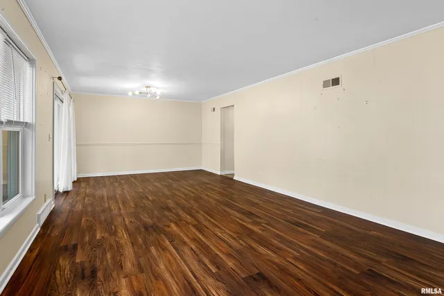 $185,000 | 11 Sandalwood Lane, Bartonville, IL 61607