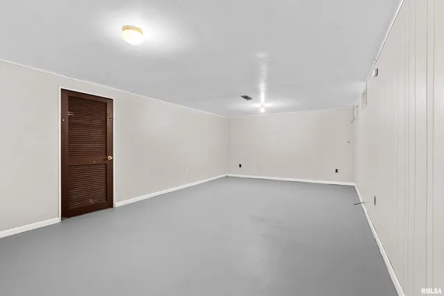 $185,000 | 11 Sandalwood Lane, Bartonville, IL 61607