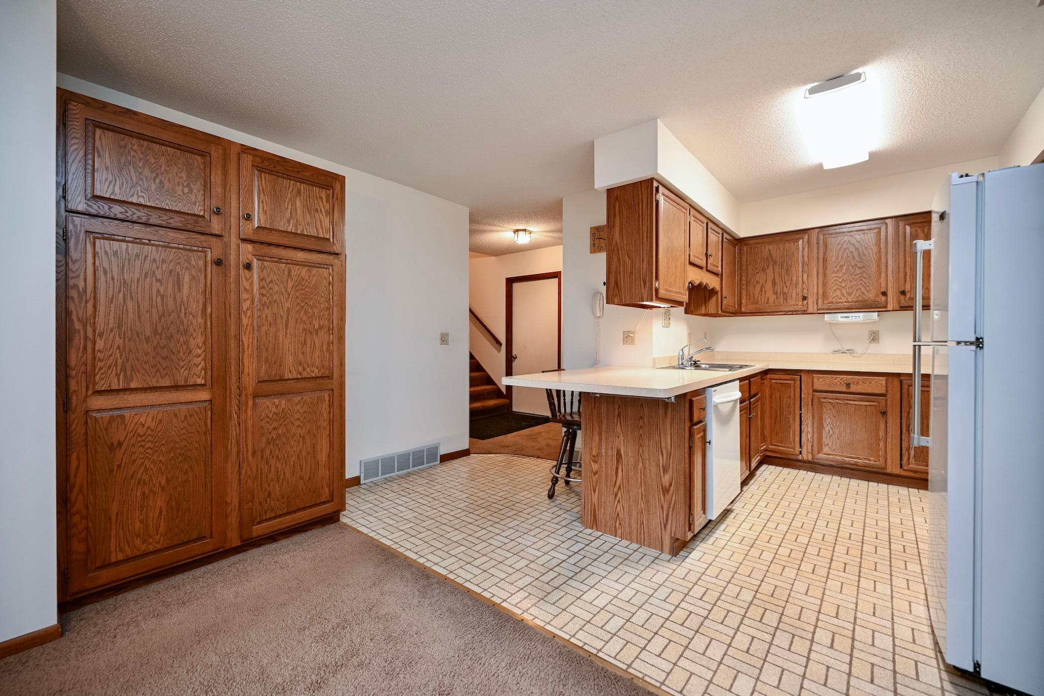 258 Huff Street Winona, MN 55987 - Photo 4 of 31