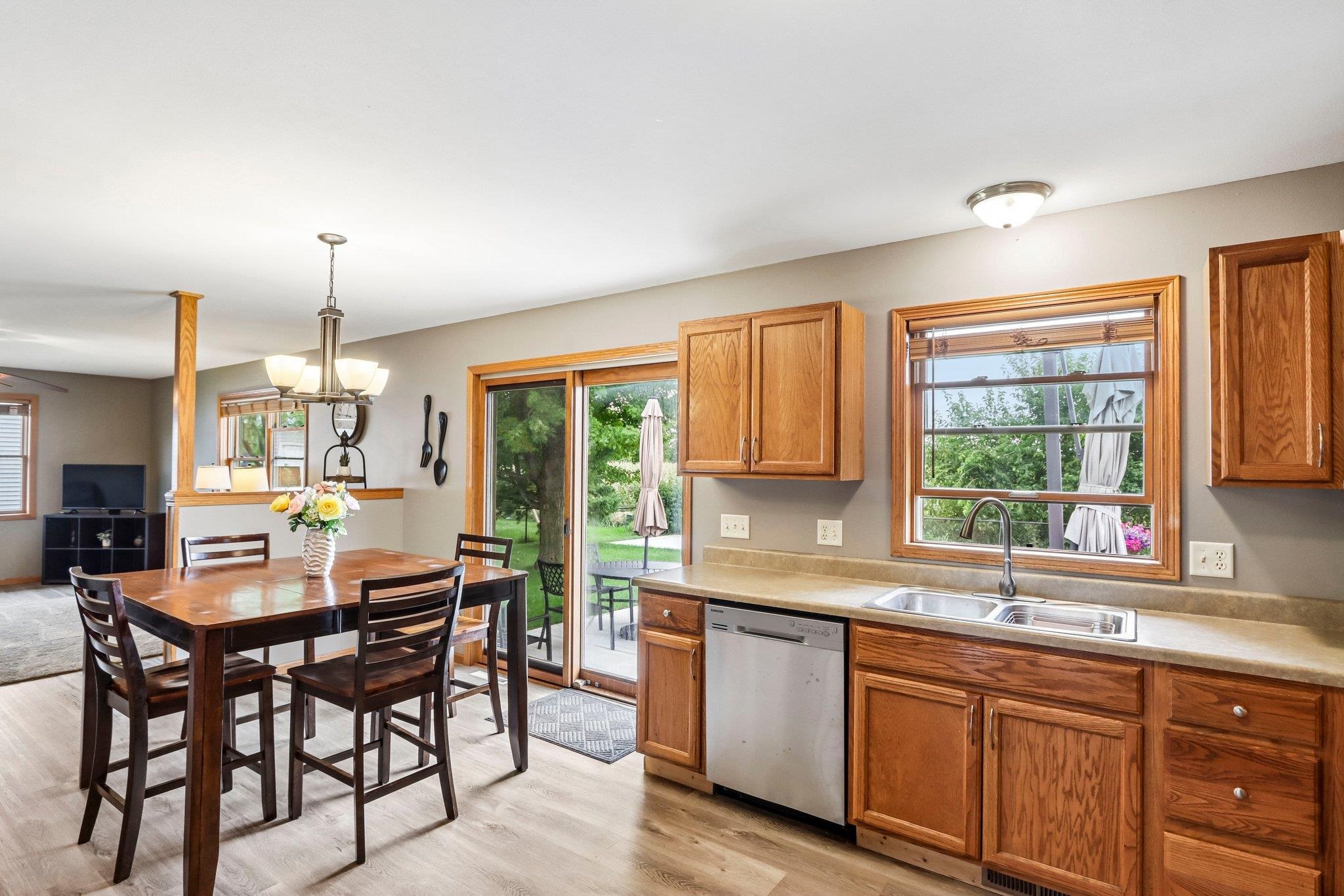 304 4th Street Brooklyn, WI 53521 - Photo 15 of 72 Gallery Image 15