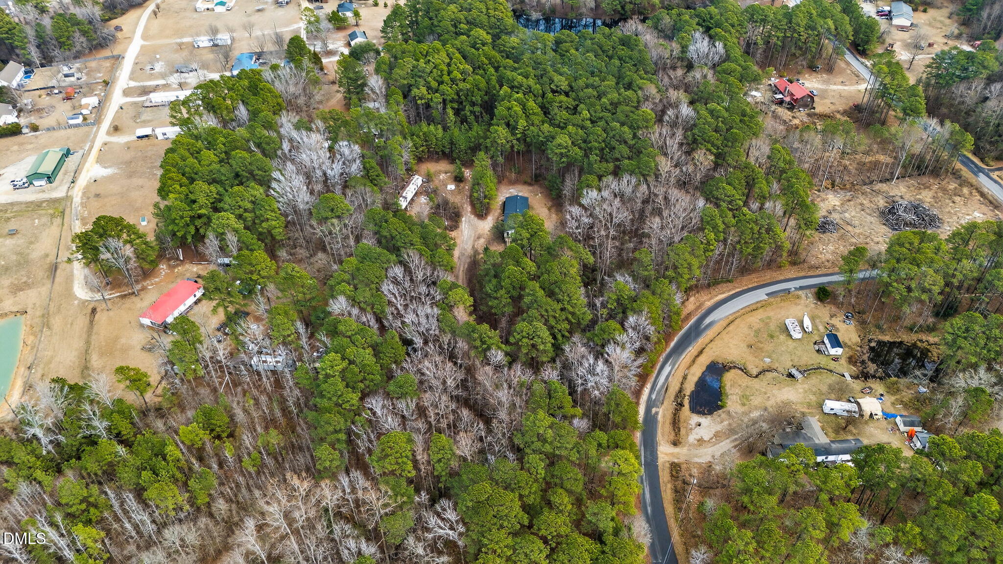 268 Stephanie Street Linden, NC 28356 - Photo 4 of 9 5-web-or-mls-DJI_20260211143618_0026_D