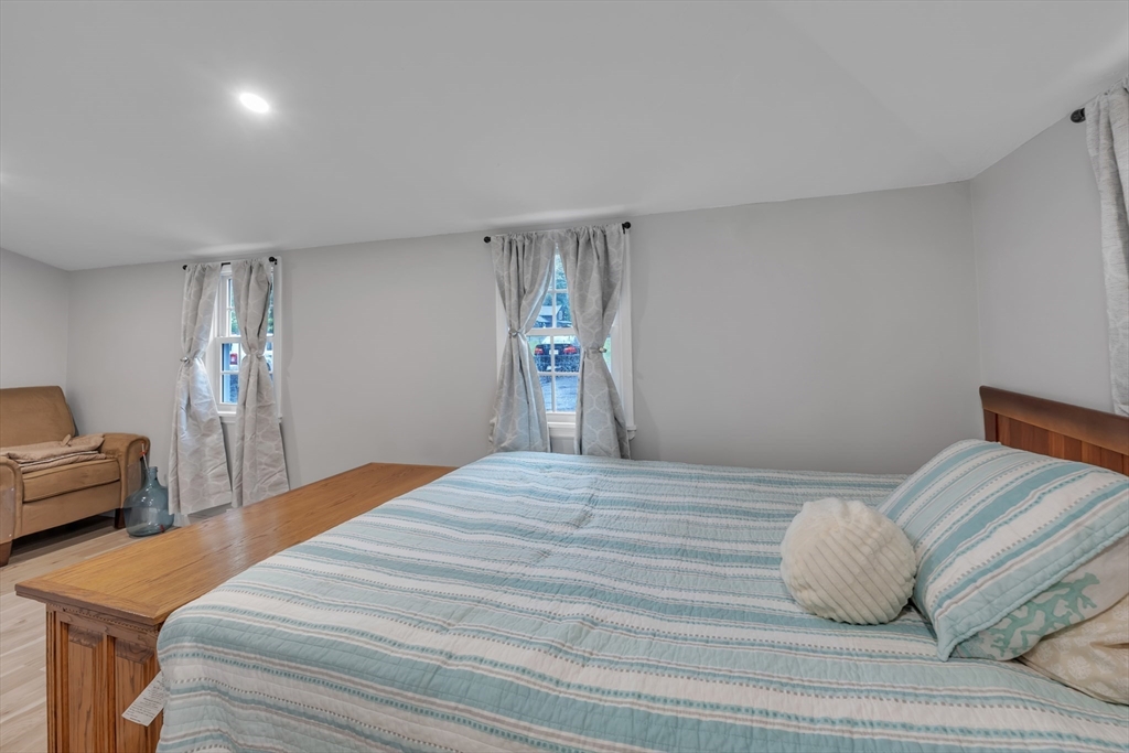 21 Myrtle Avenue Sterling, MA 01564 - Photo 15 of 24