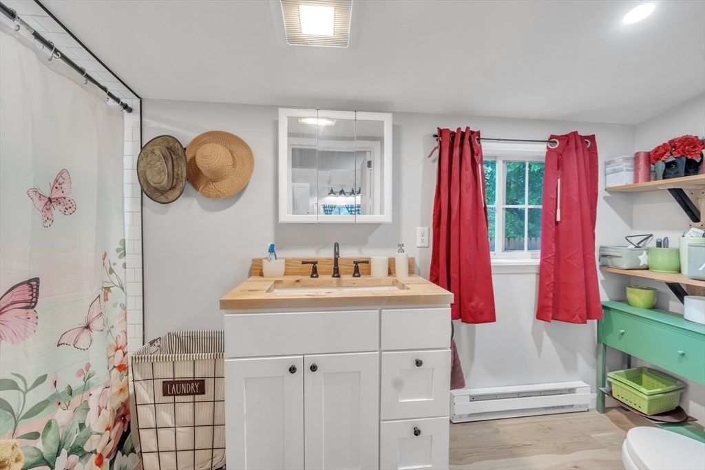 21 Myrtle Avenue Sterling, MA 01564 - Photo 10 of 24
