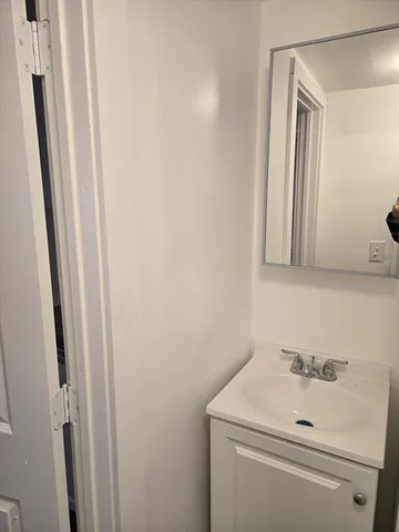 $1,219 | 801.5 High Street, Unit 801 5, Holyoke, MA 01040