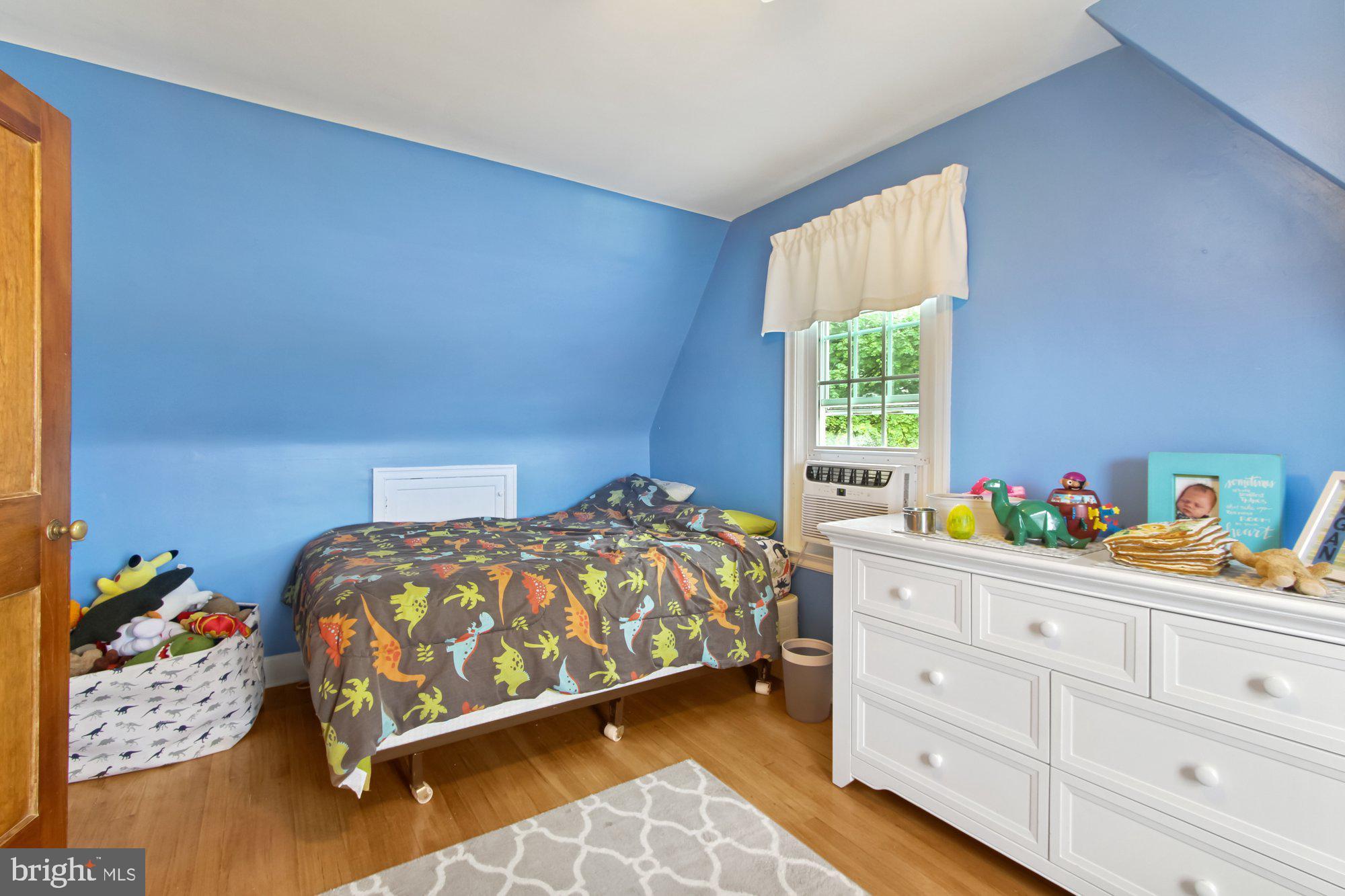 403 Creston Road York, PA 17403 - Photo 17 of 28 Gallery Image 17