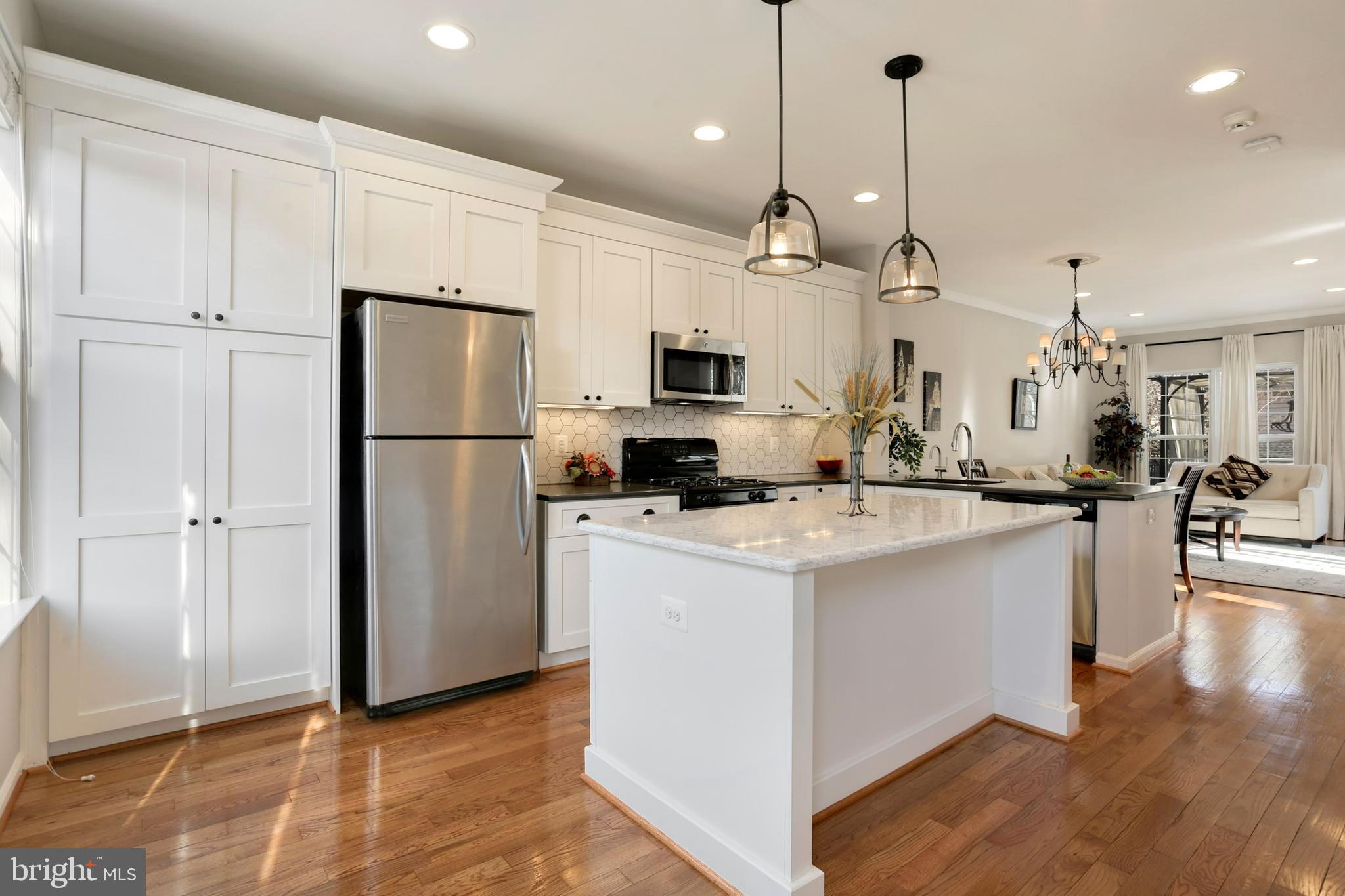 1219 Heritage Commons Court Reston, VA 20194 - Photo 7 of 38 Gallery Image 7