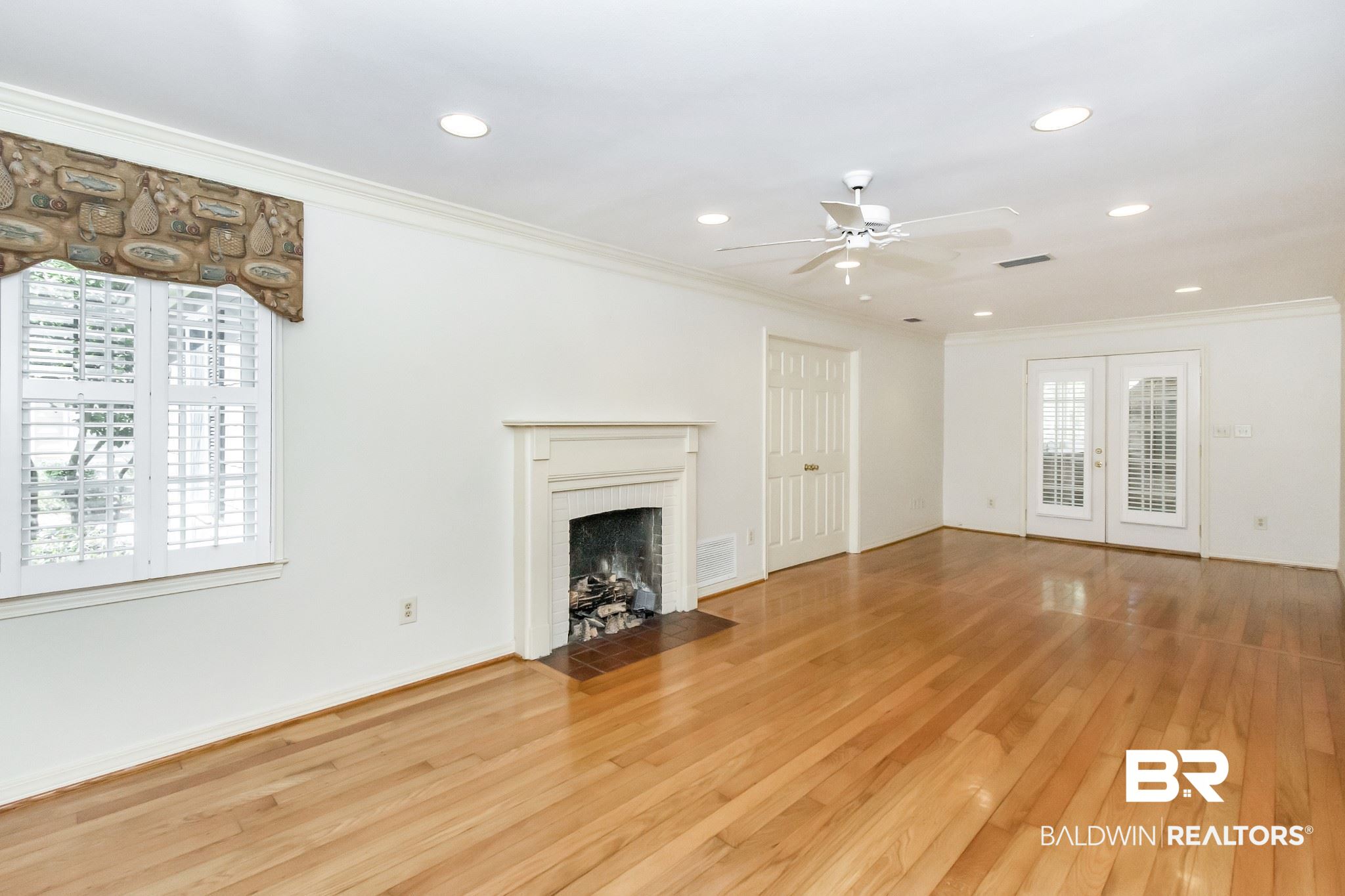 8 South Hathaway Road Mobile, AL 36608 - Photo 4 of 44