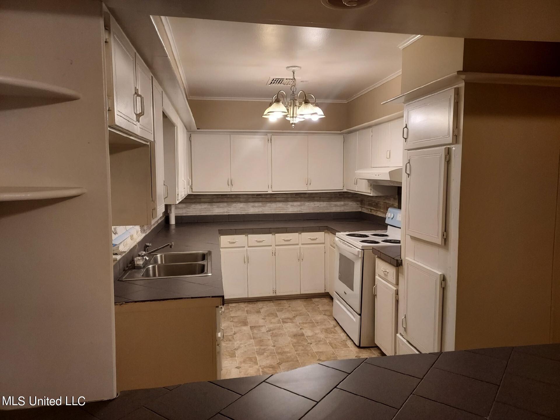 3350 27th Avenue Meridian, MS 39305 - Photo 4 of 12 4