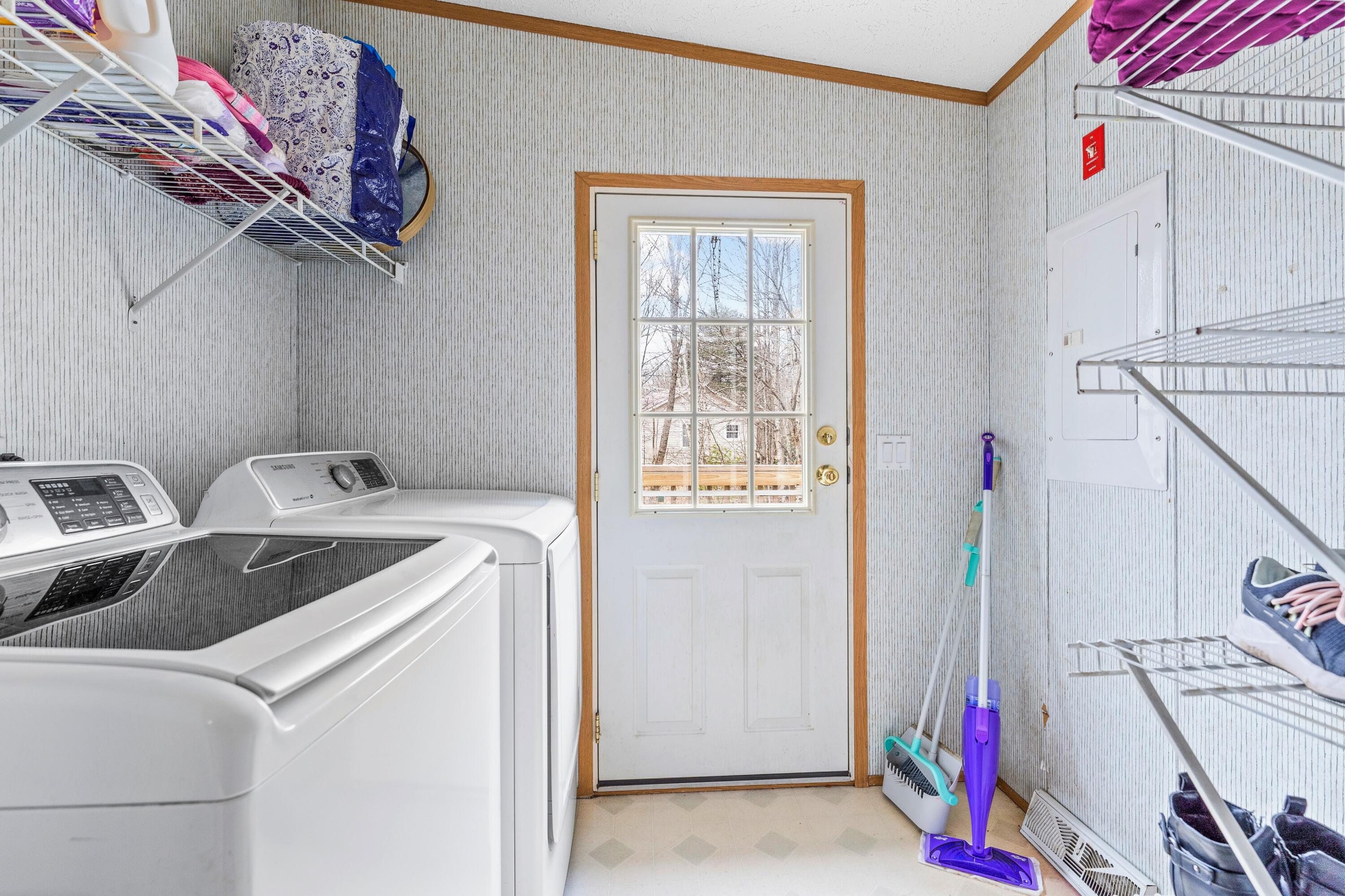 238 Windsor Road Chelsea, ME 04330 - Photo 21 of 33 DSC01488