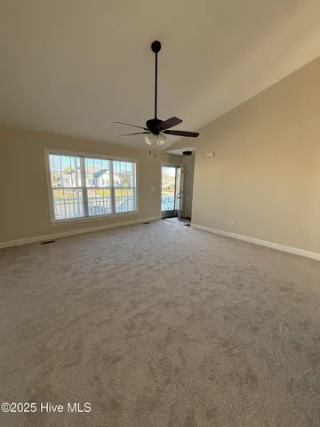 $1,895 | 696 East Main Street, Winterville, NC 28590