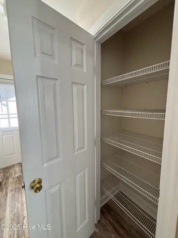 $1,895 | 696 East Main Street, Winterville, NC 28590