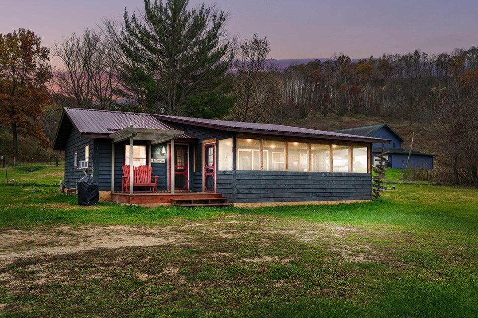 865 Highway 61 Readstown, WI 54652 - Photo 4 of 26 20251030202835469824000000-o