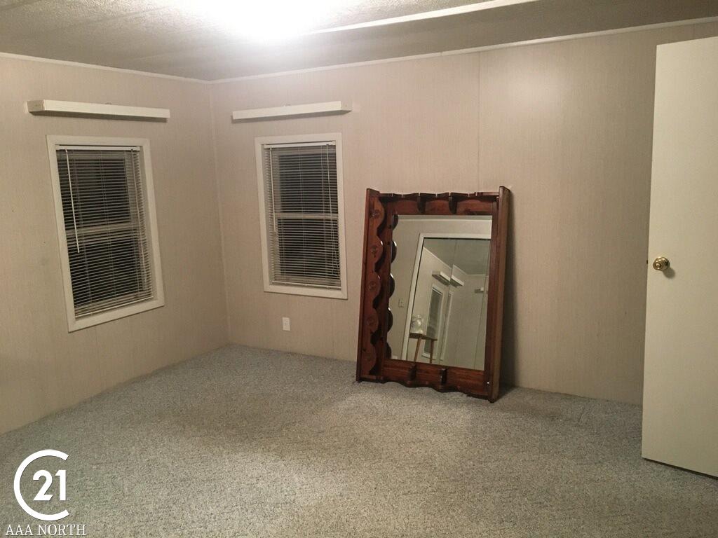 62025 Jewell Road Washington, MI 48094 - Photo 8 of 12 50002085-7.JPG