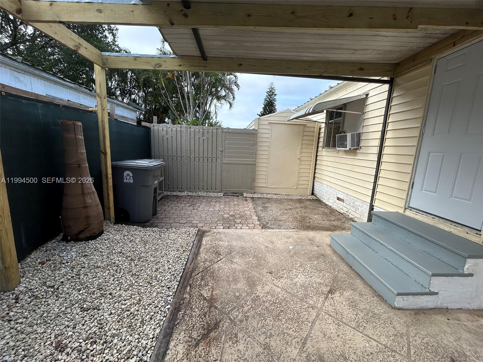 11942 North Branch Road Boca Raton, FL 33428 - Photo 4 of 32