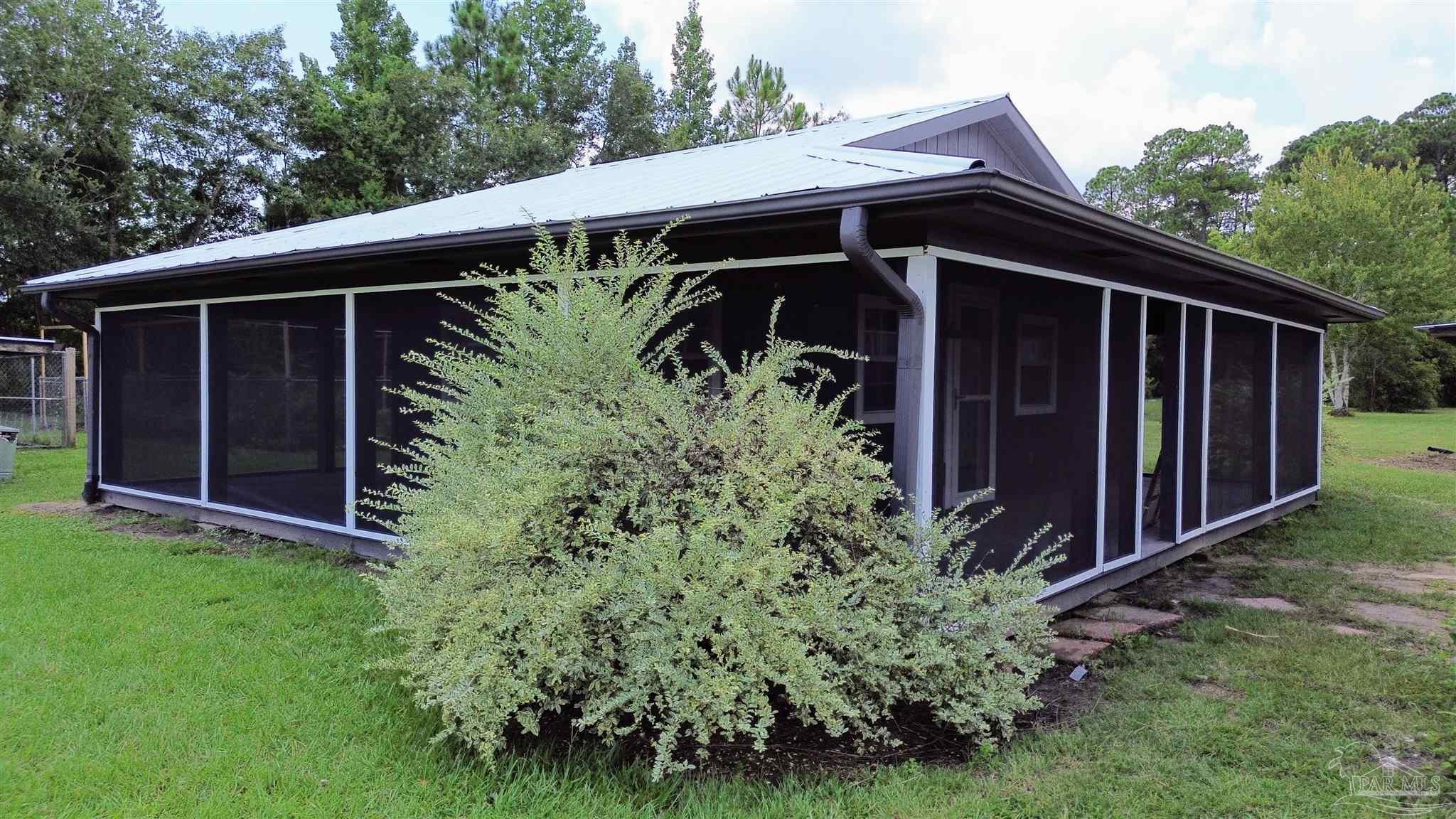 3375 Robinson Point Road Milton, FL 32583 - Photo 31 of 50