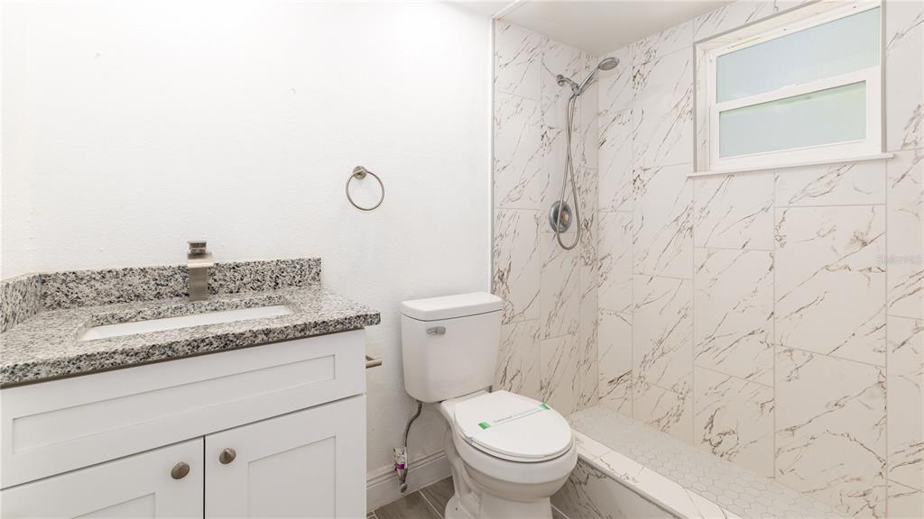 1949 Trotter Road Largo, FL 33774 - Photo 19 of 35 Gallery Image 19