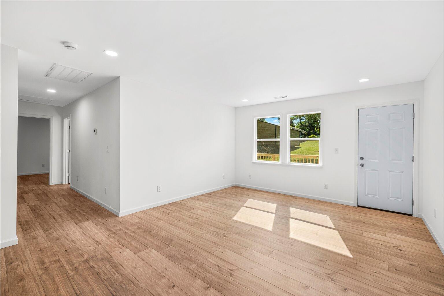 6 Catherine Street Rossville, GA 30741 - Photo 13 of 48 09-DSC06680