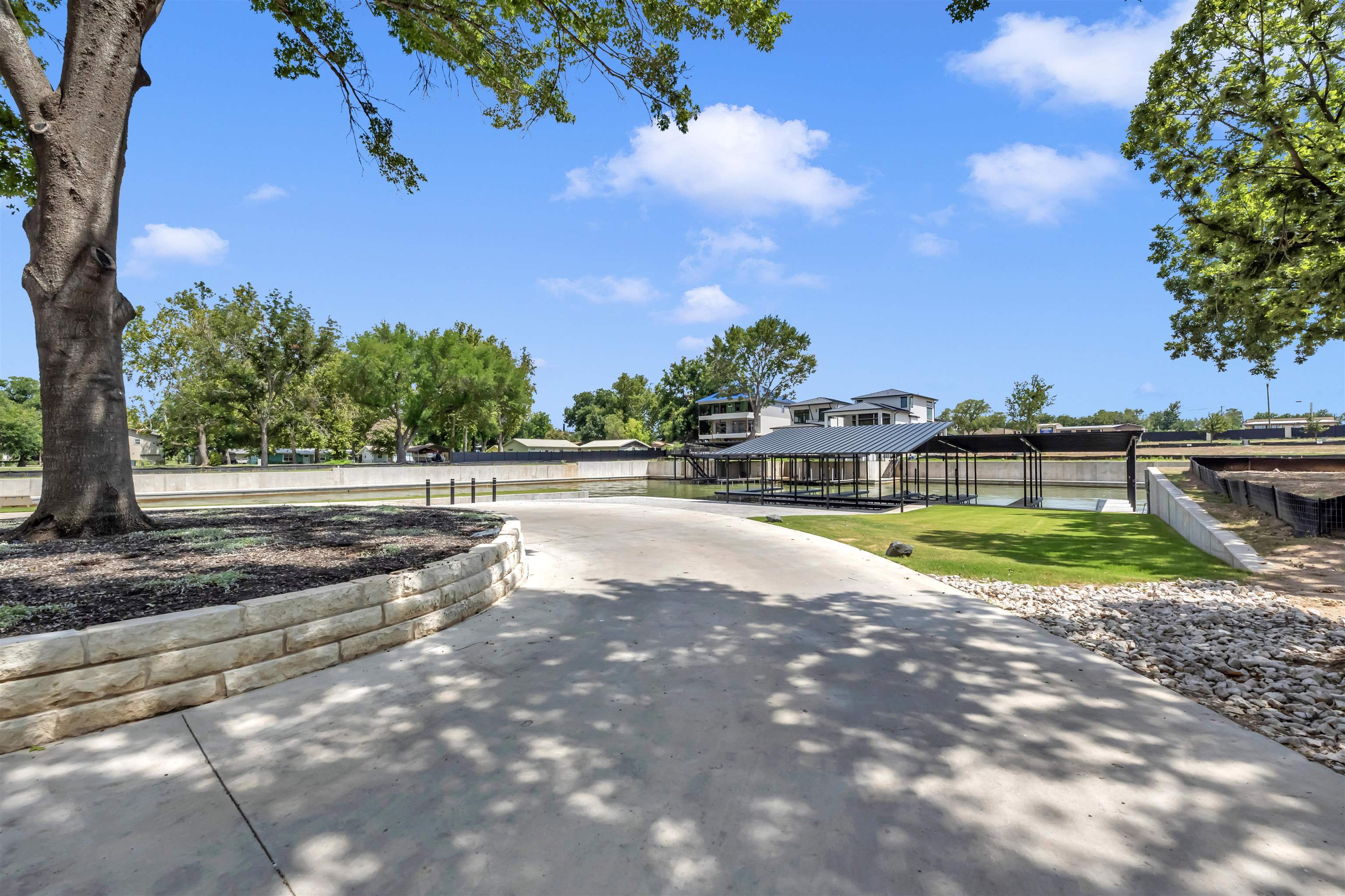 32 Lake Street Kingsland, TX 78639 - Photo 15 of 23