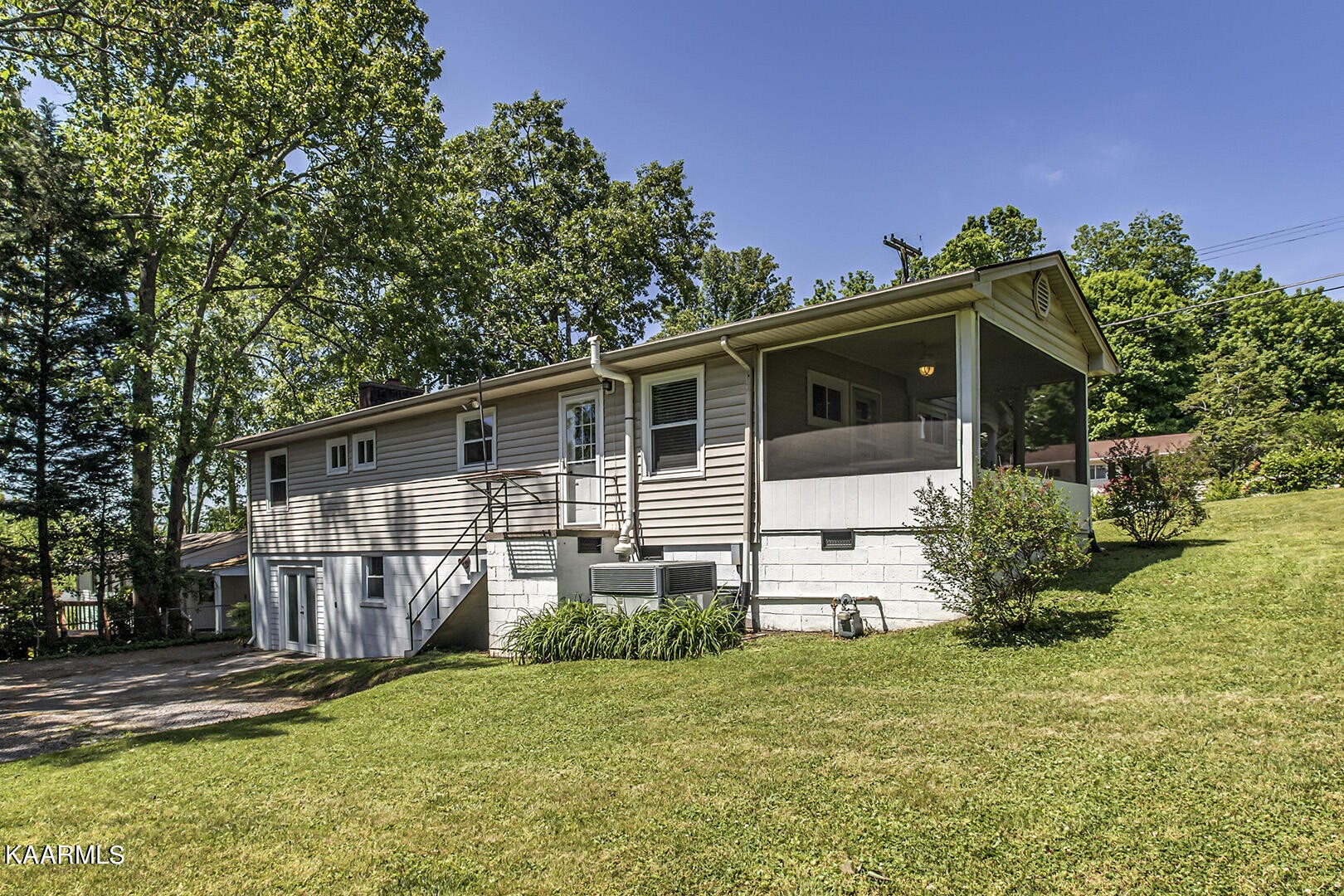 262 Iroquois Road Oak Ridge, TN 37830 - Photo 36 of 38 Gallery Image 36