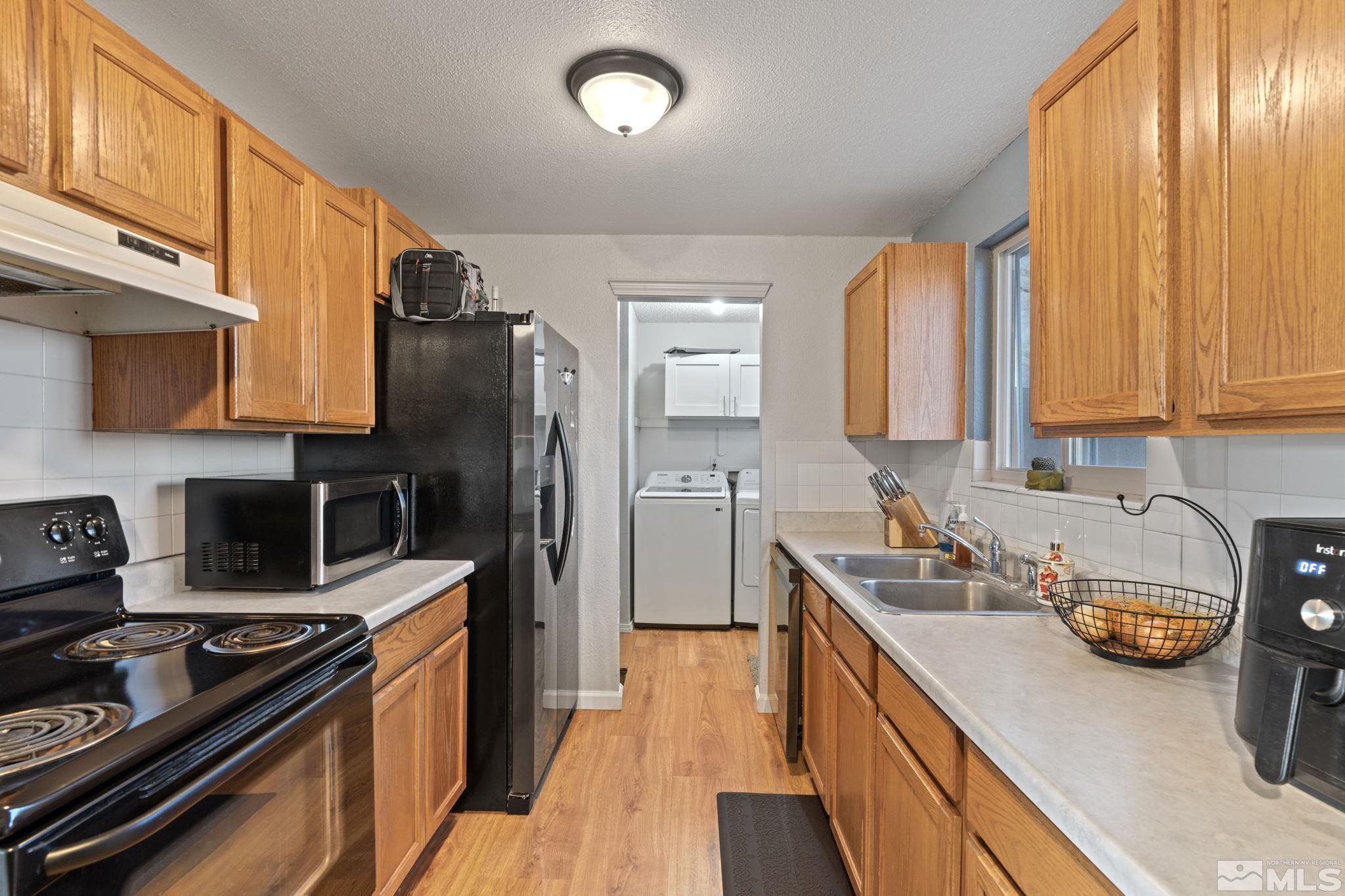 11525 Sitka Street Reno, NV 89506 - Photo 12 of 35 Photo 12