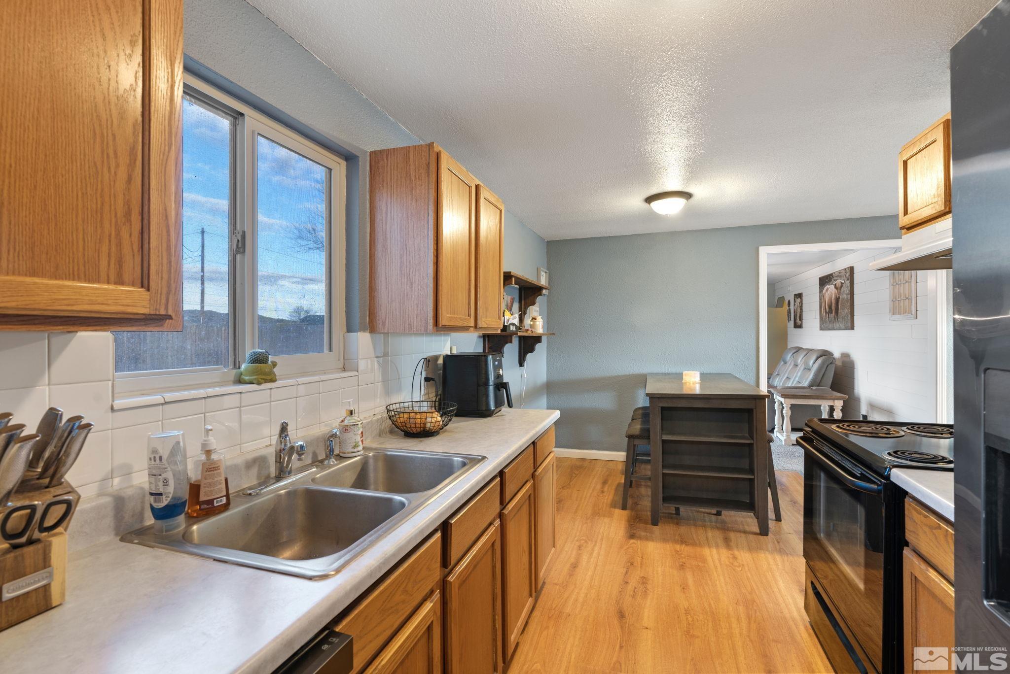 11525 Sitka Street Reno, NV 89506 - Photo 13 of 35 Photo 13