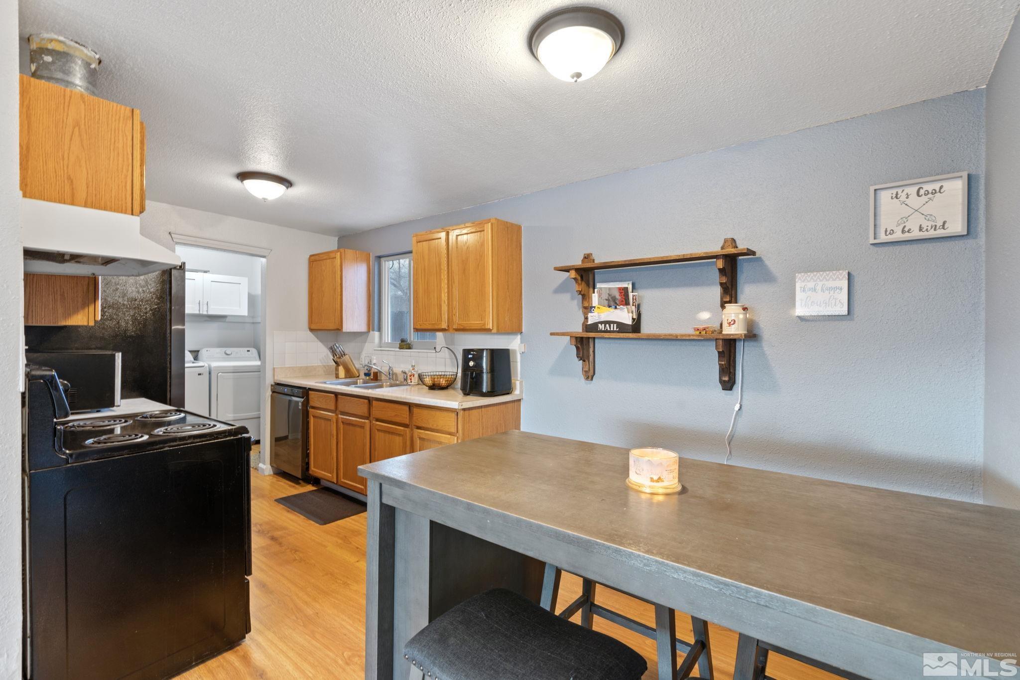 11525 Sitka Street Reno, NV 89506 - Photo 10 of 35 Photo 10