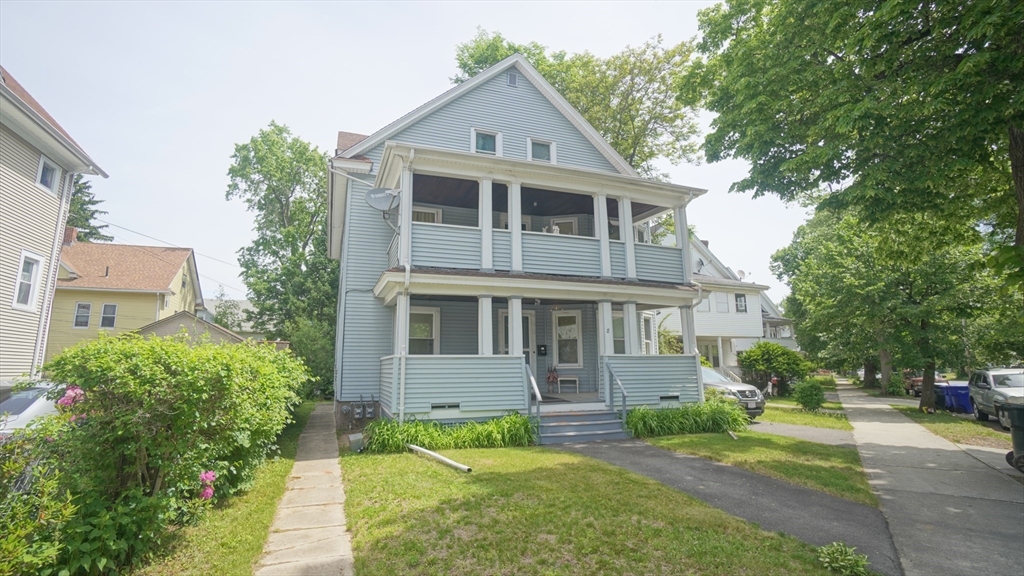 8 Vermont Street Springfield, MA 01108 - Photo 1 of 36 Gallery Image 1
