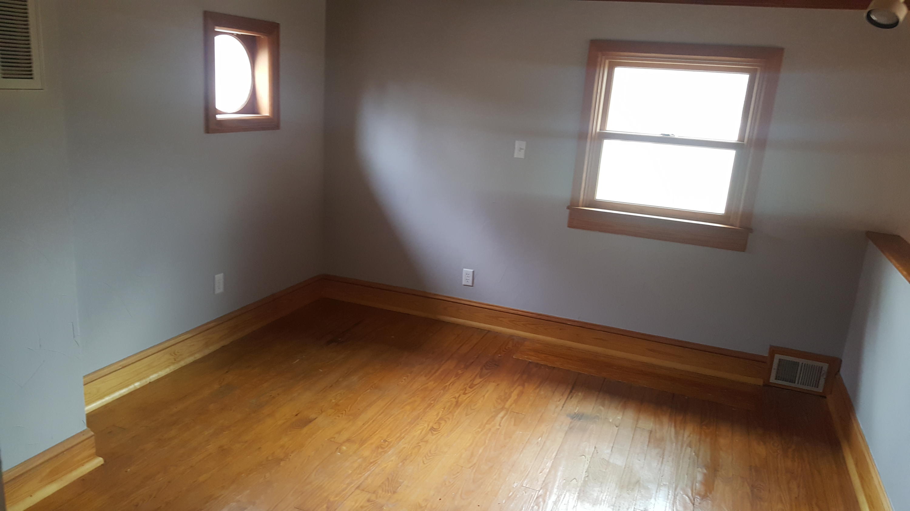 5568 Roselawn Road Roanoke, VA 24018 - Photo 19 of 28 20170129_122225