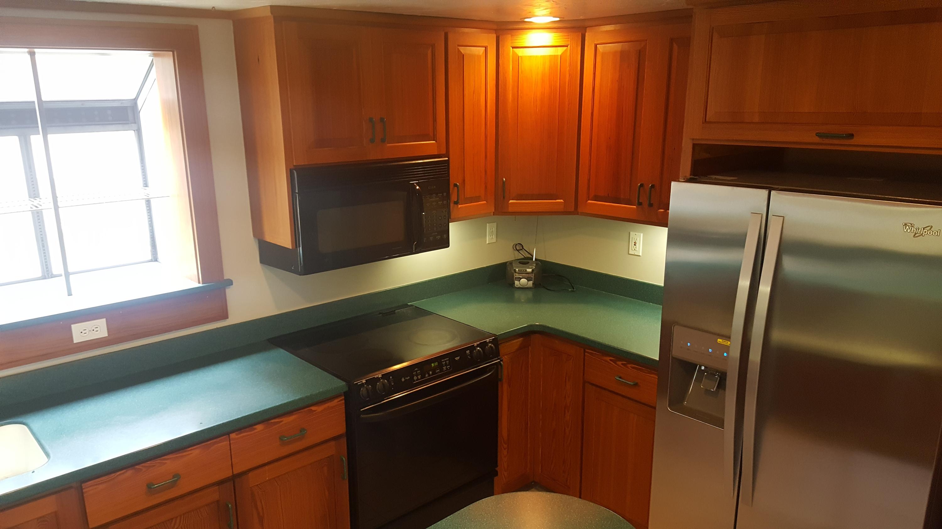 5568 Roselawn Road Roanoke, VA 24018 - Photo 6 of 28 20170129_122406