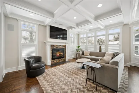 $2,350,000 | 1801 Elmwood Avenue, Wilmette, IL 60091