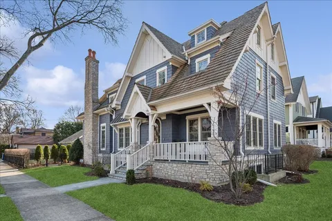 $2,350,000 | 1801 Elmwood Avenue, Wilmette, IL 60091