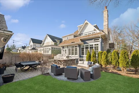$2,350,000 | 1801 Elmwood Avenue, Wilmette, IL 60091