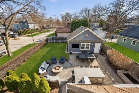 $2,350,000 | 1801 Elmwood Avenue, Wilmette, IL 60091